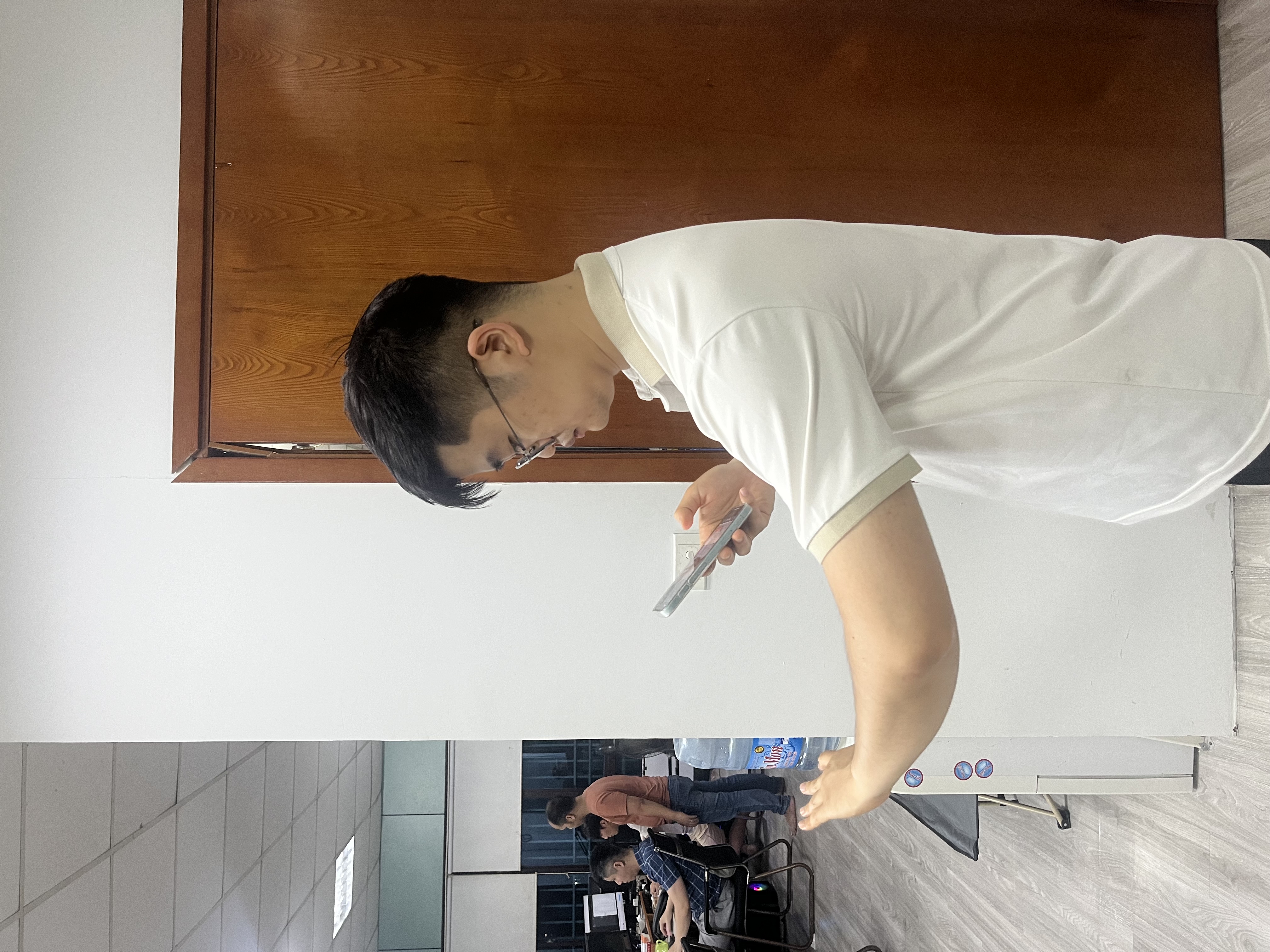 Góc nhìn ngang